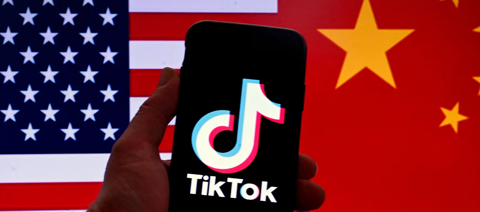 Biden Menandatangani Undang-Undang Besar yang Berpotensi Melarang TikTok Milik Tiongkok