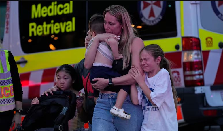 Tragedi Berdarah Mengguncang Sydney: Enam Tewas Ditikam, Tersangka Ditembak Mati